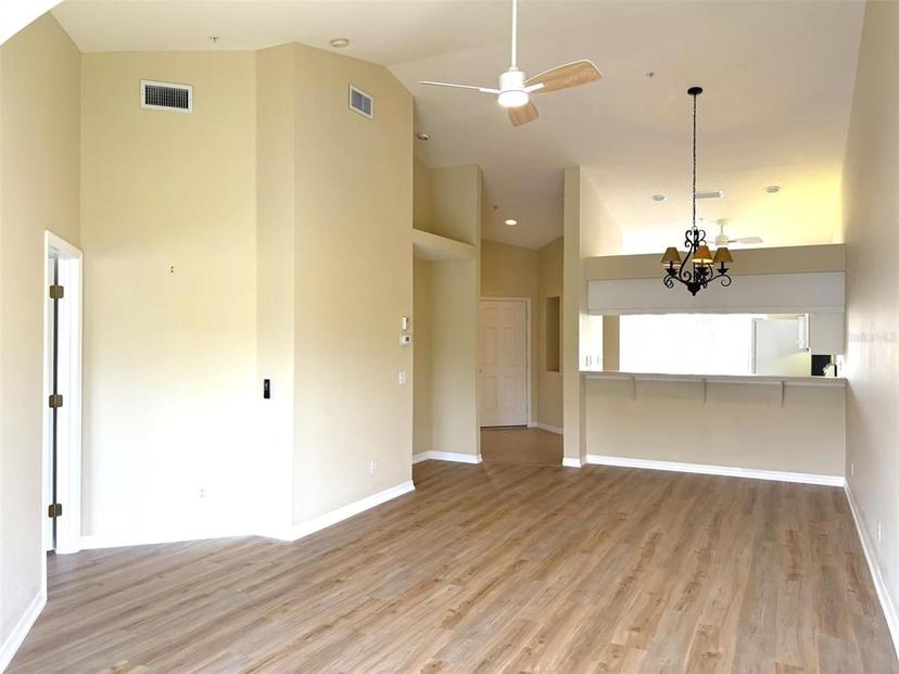 Picture of 902 Addington Court Unit 202, Venice FL 34293