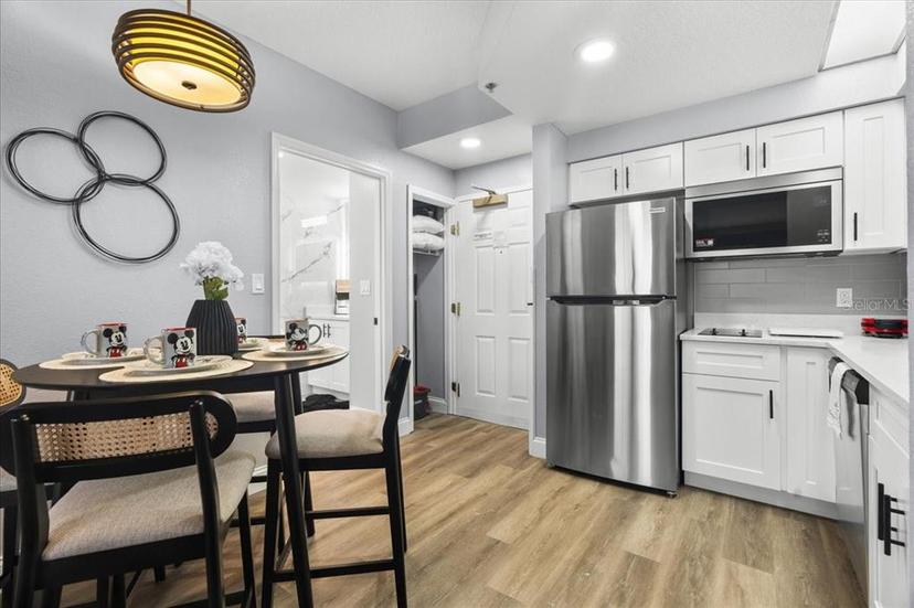 Picture of 7601 Canada Avenue Unit 531, Orlando FL 32819
