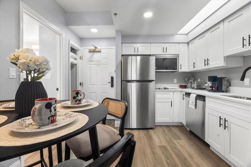 Picture of 7601 Canada Avenue Unit 531, Orlando FL 32819