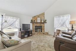 Picture of 7606 Four Pines Road, Plant City, FL 33565