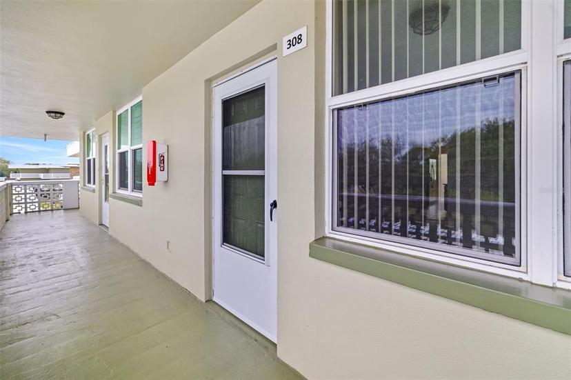Picture of 4885 1St Street Ne Unit 308, St Petersburg FL 33703