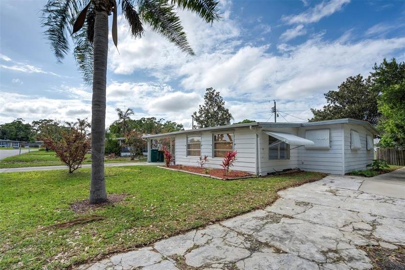 Picture of 10275 117Th Drive, Largo FL 33773