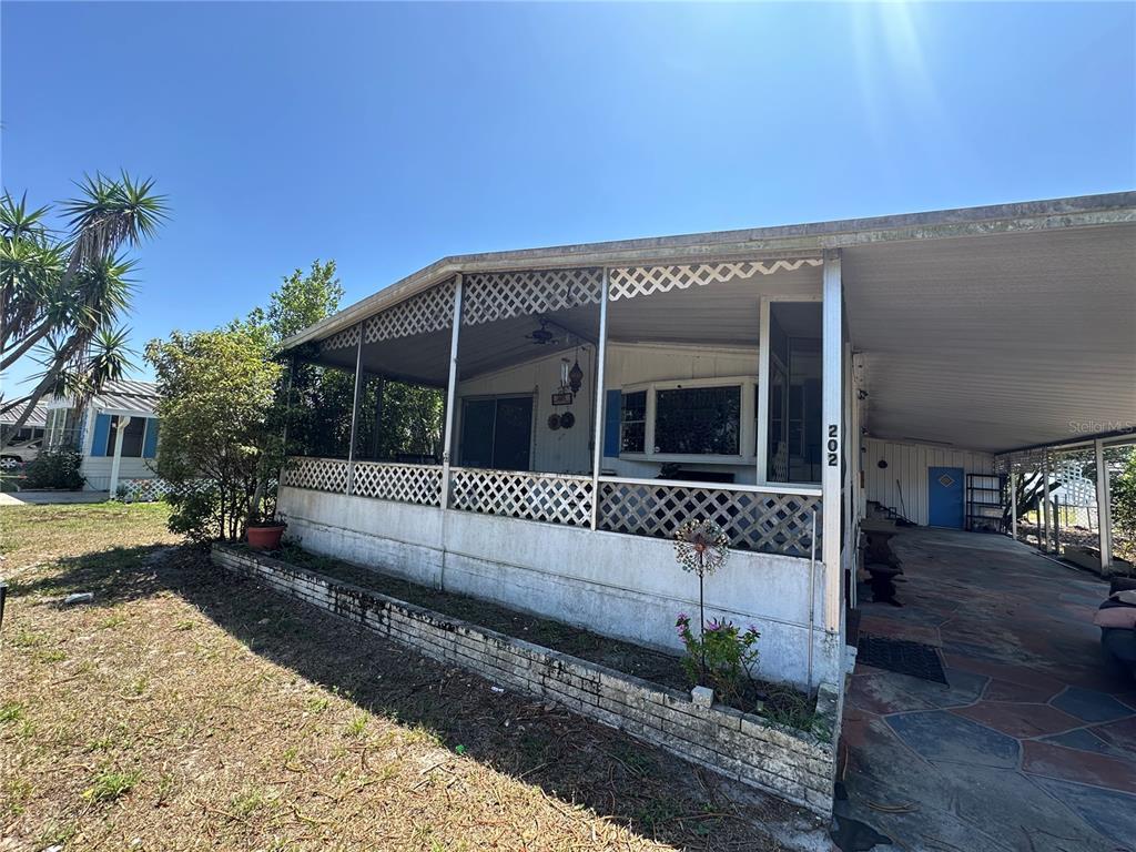 Picture of 202 Caloosa Lake Circle S, Lake Wales, FL 33859