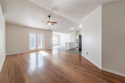 Picture of 172 Diamond Ridge Boulevard, Auburndale, FL 33823