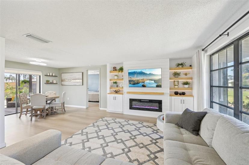 Picture of 1365 Sussex Road, Venice FL 34293