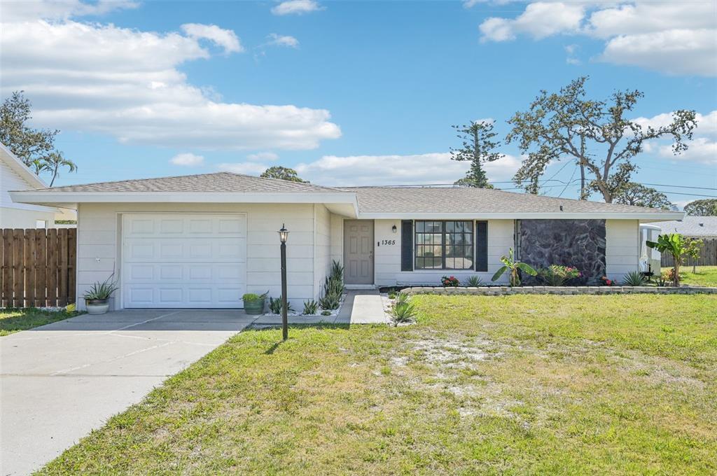 Picture of 1365 Sussex Road, Venice, FL 34293