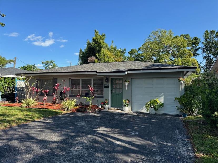 Picture of 1026 8Th Avenue Nw, Largo FL 33770