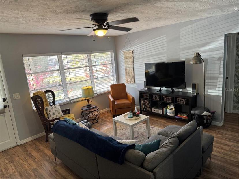 Picture of 1026 8Th Avenue Nw, Largo FL 33770