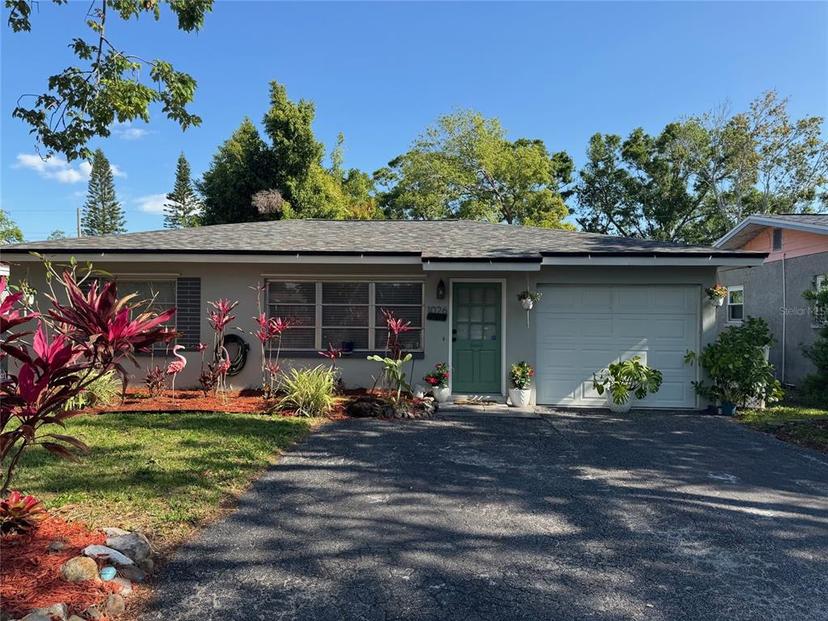 Picture of 1026 8Th Avenue Nw, Largo FL 33770