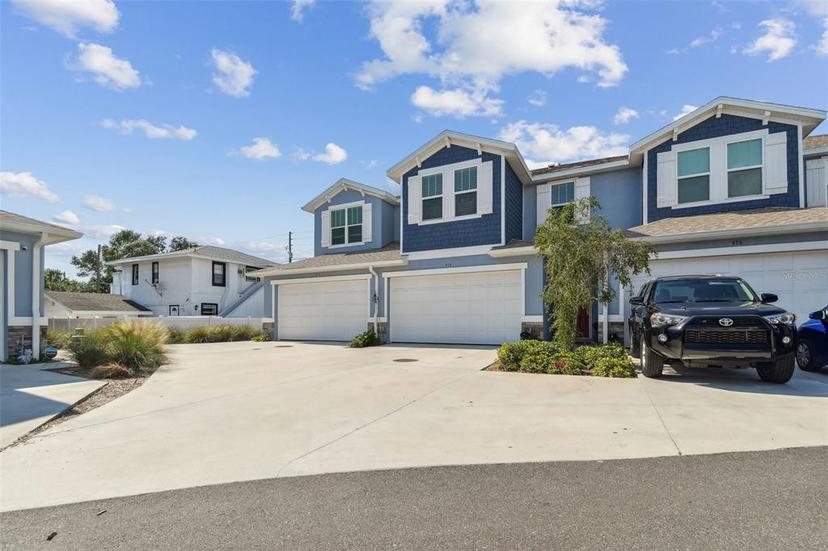 Picture of 414 Finn Way Unit 4, Dunedin FL 34698