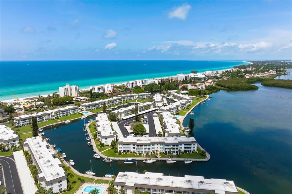 Picture of 4380 Exeter Drive Unit H202, Longboat Key, FL 34228