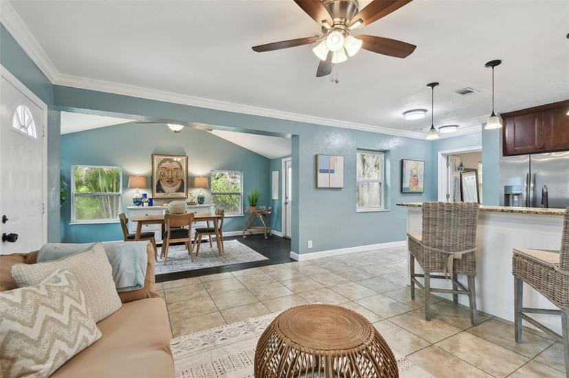 Picture of 130 41St Avenue Ne, St Petersburg FL 33703
