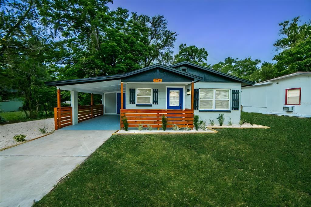 Picture of 716 S Thorpe Avenue, Orange City, FL 32763