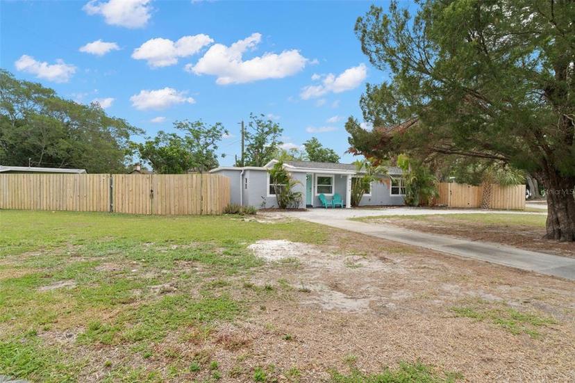 Picture of 6919 12Th Street N, St Petersburg FL 33702
