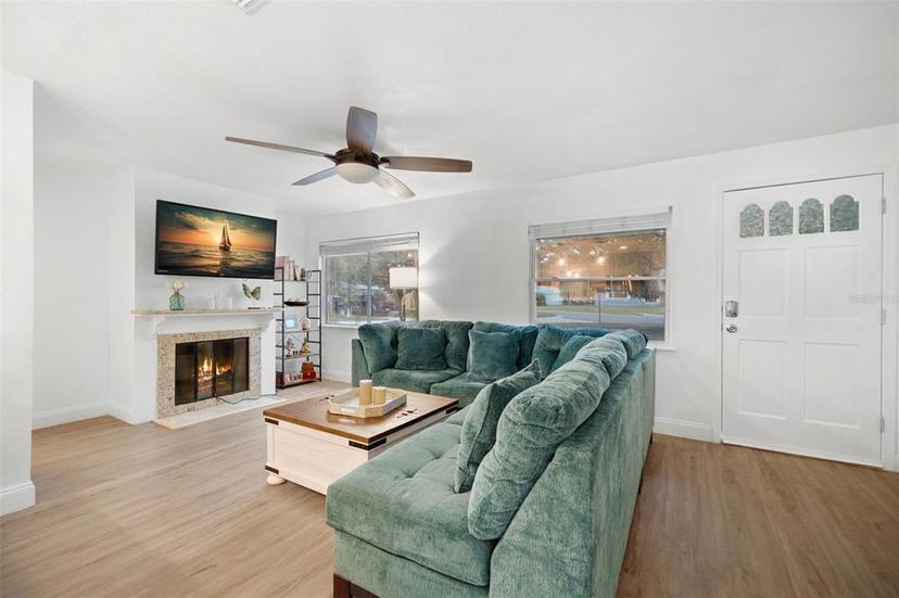 Picture of 6919 12Th Street N, St Petersburg FL 33702