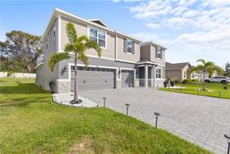 Picture of 887 Asterfield Lane, Deland, FL 32720