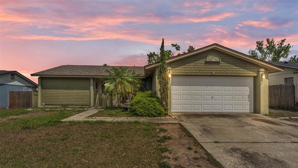 Picture of 2707 Manor Hill Drive, Brandon, FL 33511