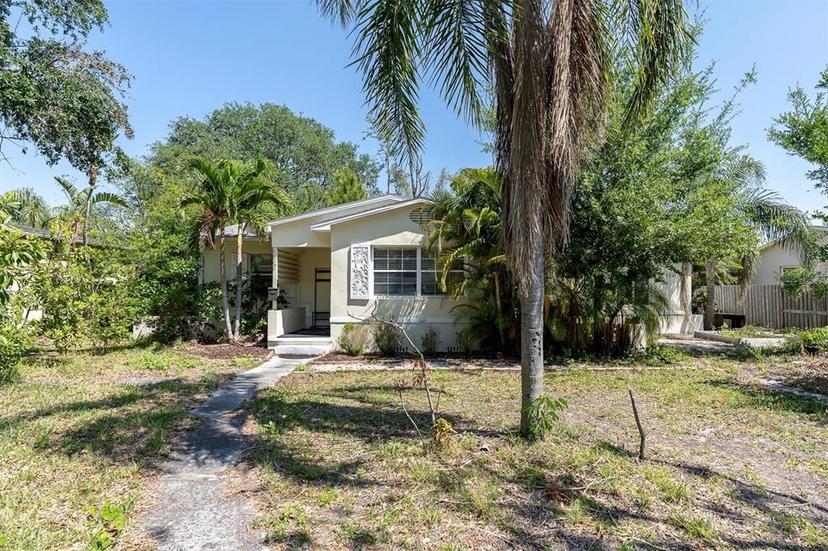 Picture of 627 38Th Avenue Ne, St Petersburg FL 33704