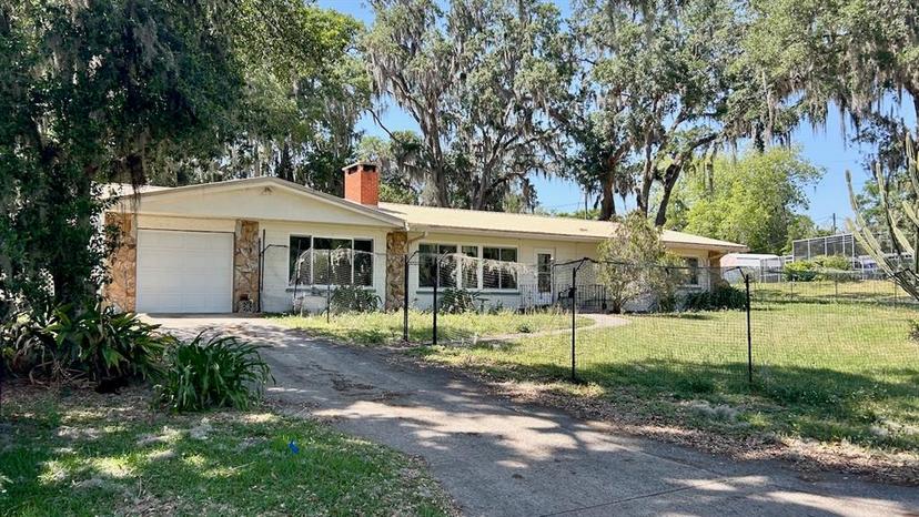 Picture of 7555 E Shore Drive, Inverness FL 34450