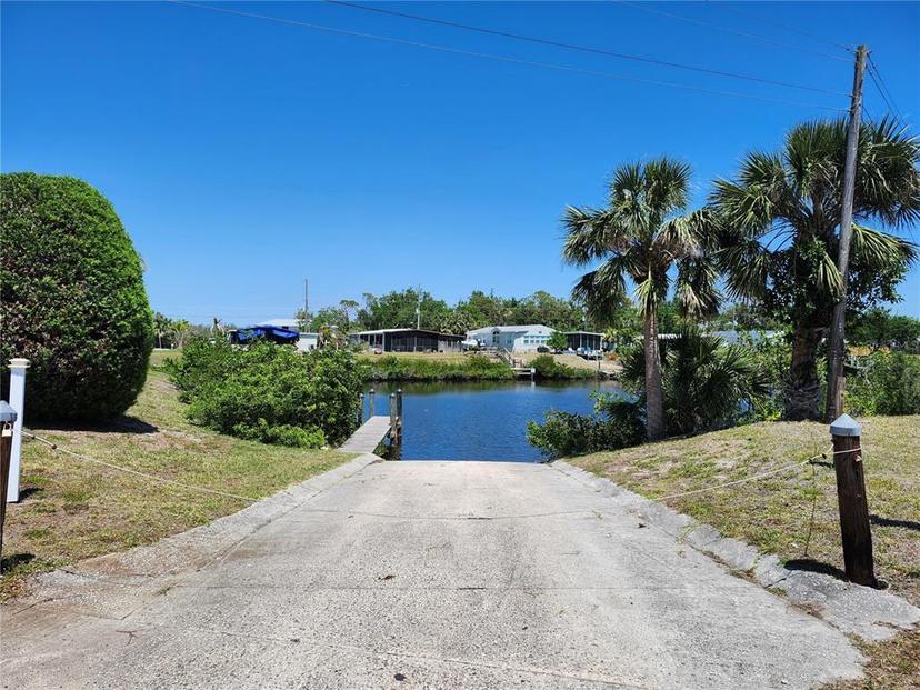 Picture of 1252 Kingfisher Drive, Englewood FL 34224
