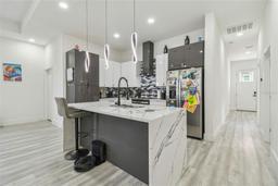 Picture of 2305 W Kentucky Avenue, Tampa, FL 33607