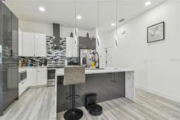 Picture of 2305 W Kentucky Avenue, Tampa, FL 33607