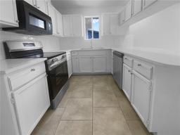 Picture of 804 Pineland Avenue, Venice, FL 34285