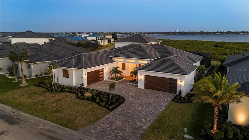 Picture of 1613 4Th Street E, Palmetto FL 34221