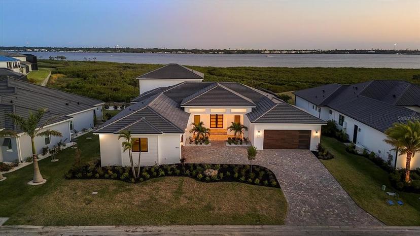 Picture of 1613 4Th Street E, Palmetto FL 34221