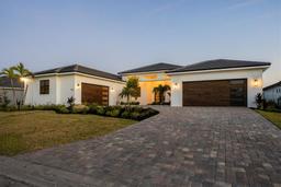Picture of 1613 4Th Street E, Palmetto, FL 34221