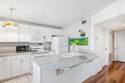 Picture of 6047 Francis Drive, Apollo Beach, FL 33572