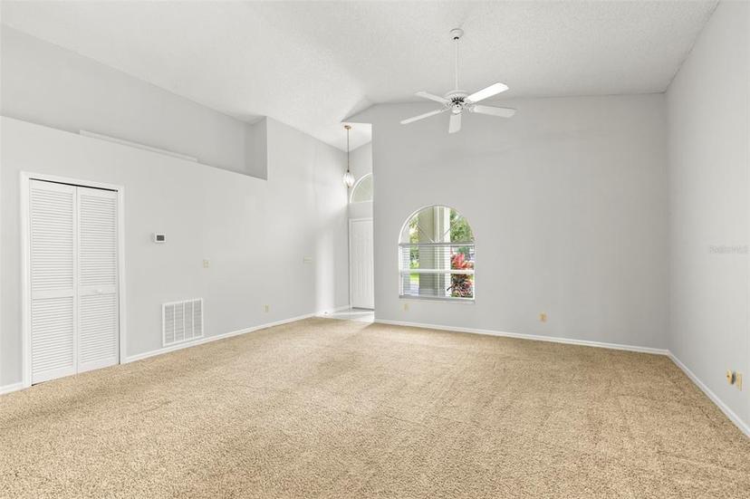 Picture of 5269 White Sand Circle Ne, St Petersburg FL 33703