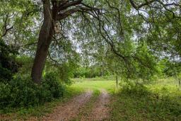 Picture of 4803 Us-27, Fort White, FL 32038