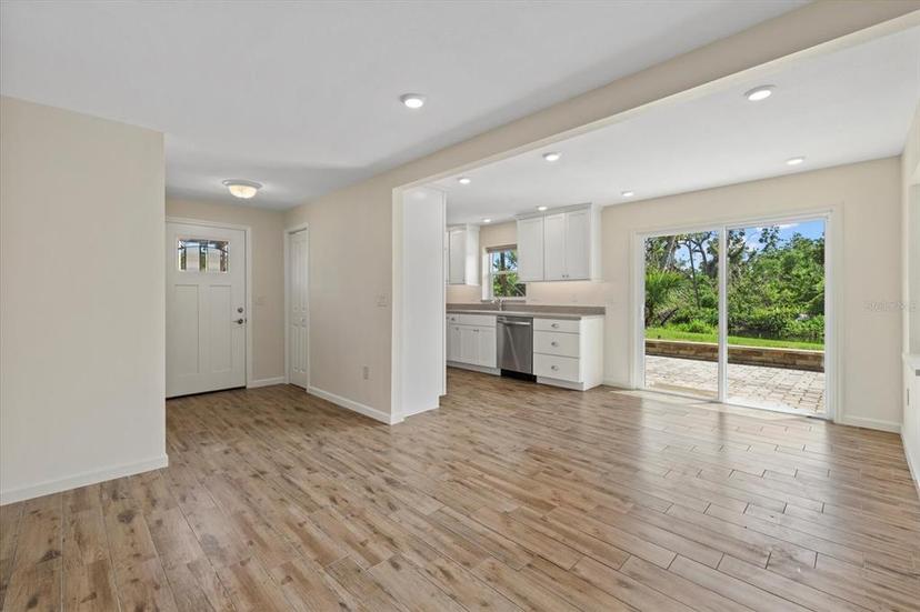 Picture of 6718 68Th Avenue E, Bradenton FL 34203