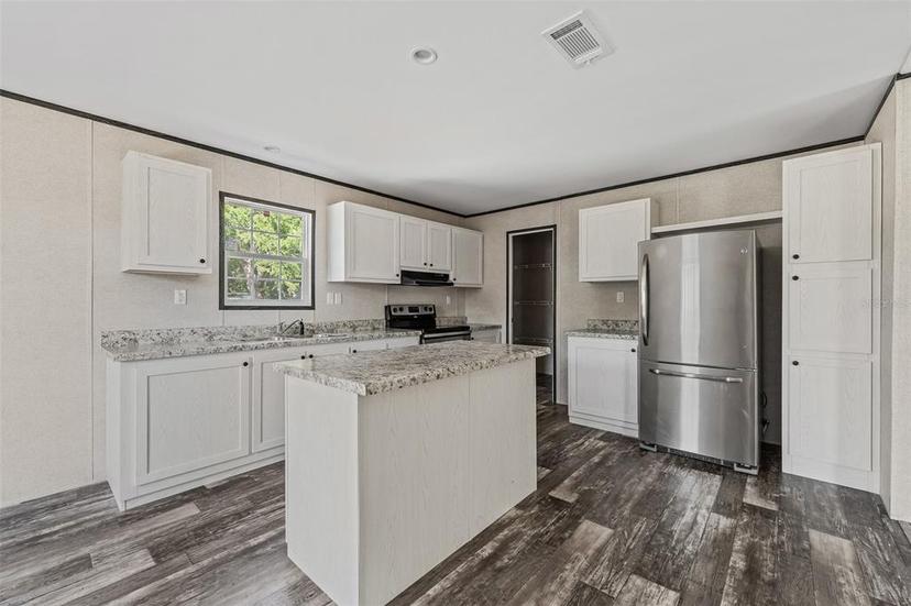Picture of 4425 Mobilaire Drive, Orlando FL 32822
