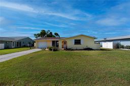 Picture of 81 Oakland Hills Place, Rotonda West, FL 33947