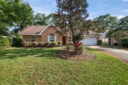 Picture of 405 Secluded Oaks Trail, Deland, FL 32724
