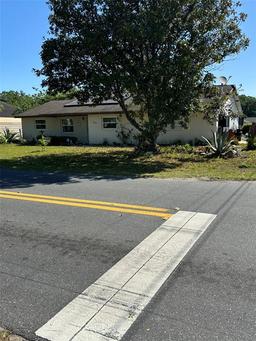 Picture of 10517 52Nd Court, Belleview, FL 34420