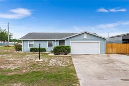 Picture of 100 Ellen Court, Winter Haven, FL 33884