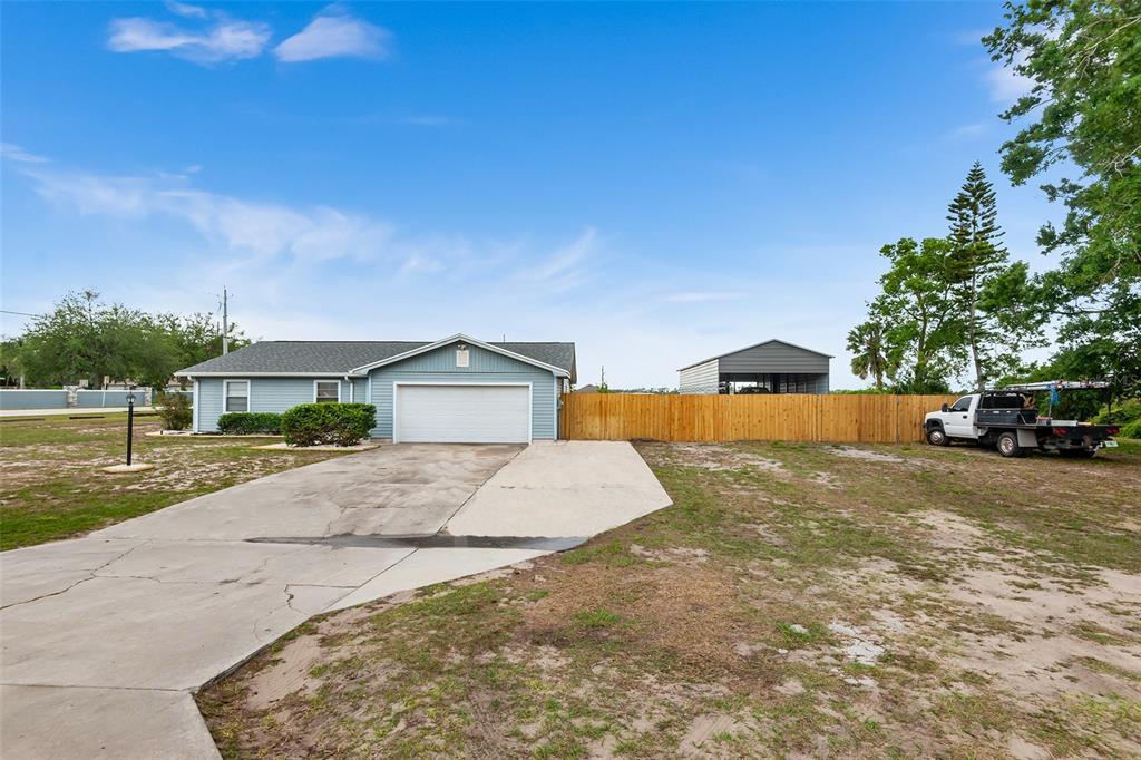 Picture of 100 Ellen Court, Winter Haven, FL 33884