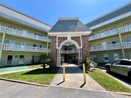 Picture of 2459 Columbia Drive Unit 17, Clearwater, FL 33763