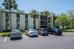 Picture of 3166 Lake Pine Way S Unit E3, Tarpon Springs, FL 34688