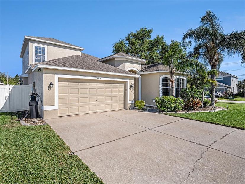 Picture of 4206 Morning Breeze Court, Tampa FL 33619
