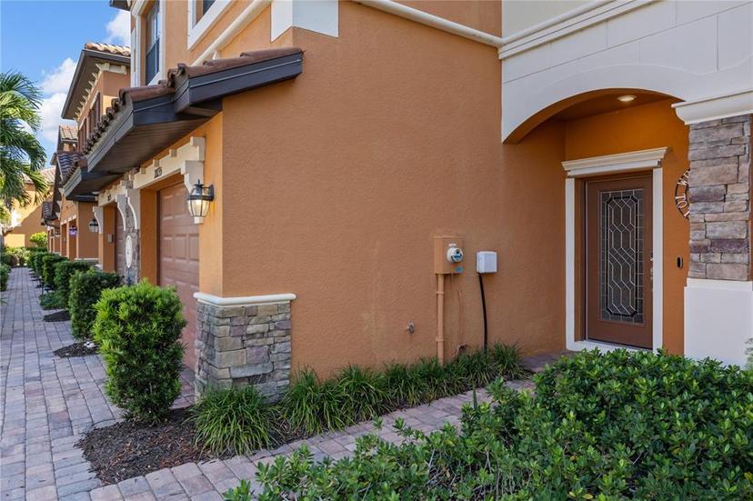 Picture of 20235 Lagente Circle, Venice FL 34293