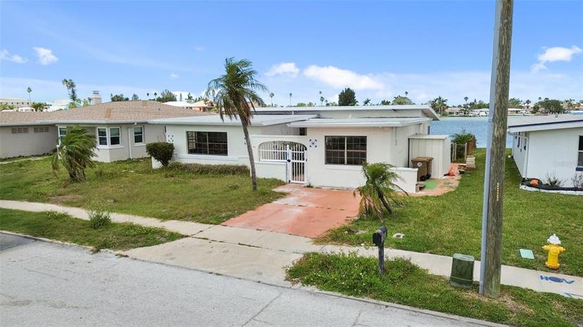 Picture of 15319 Harbor Drive, Madeira Beach FL 33708