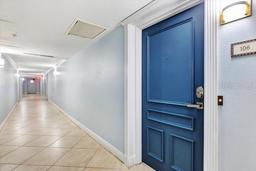 Picture of 5220 Brittany Drive S Unit 106, St Petersburg, FL 33715