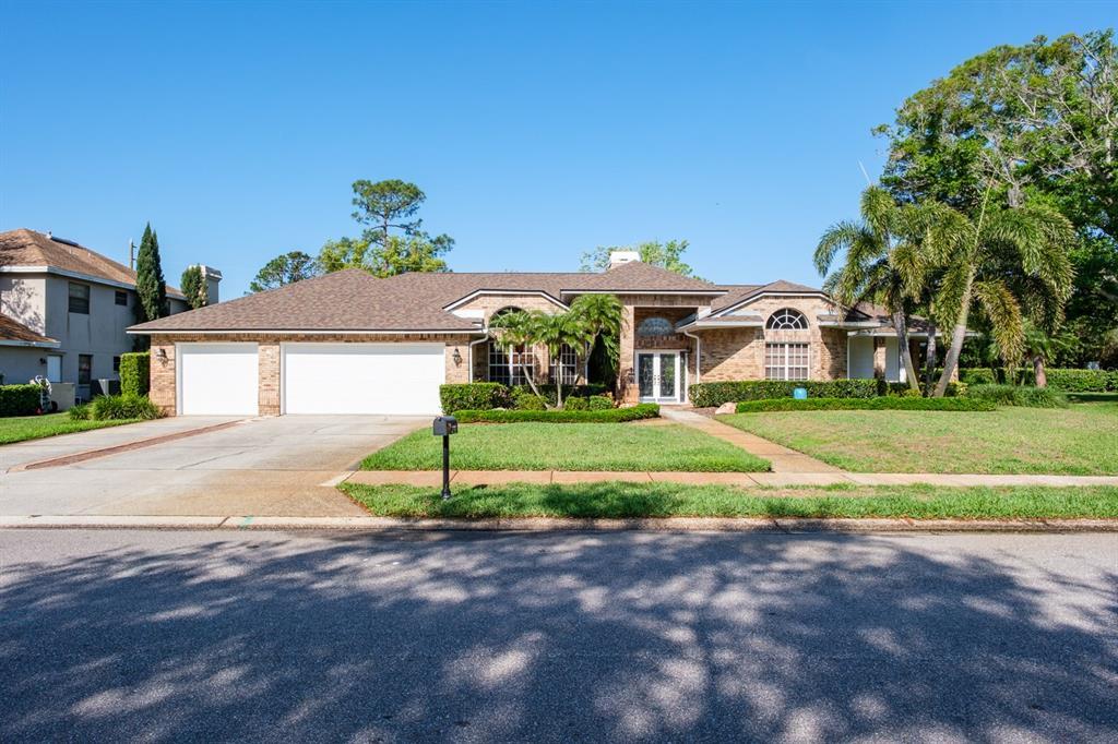 Picture of 2990 Eagle Estates Circle W, Clearwater, FL 33761