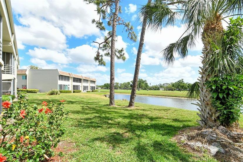 Picture of 7173 W Country Club Drive N Unit 141, Sarasota FL 34243
