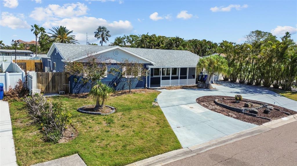Picture of 7919 Causeway Boulevard S, St Petersburg, FL 33707