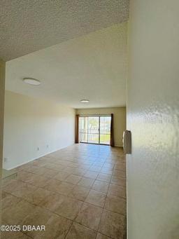 Picture of 717 S Beach Street Unit 302C, Daytona Beach, FL 32114